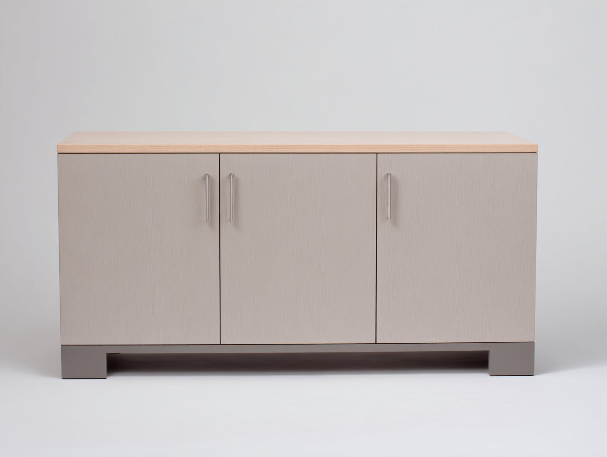 Buffet - Bois-Métal - 146x44x88 cm - Chêne clair-Bois naturel - Style contemporain sobre